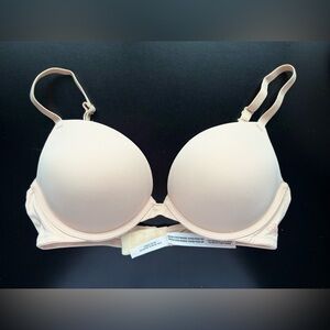 PINK Victoria's Secret Push-Up Bra